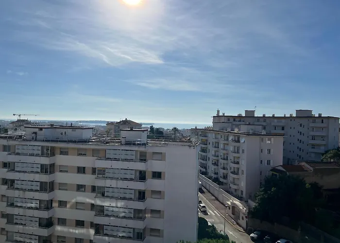 Cannes Santa Catalina